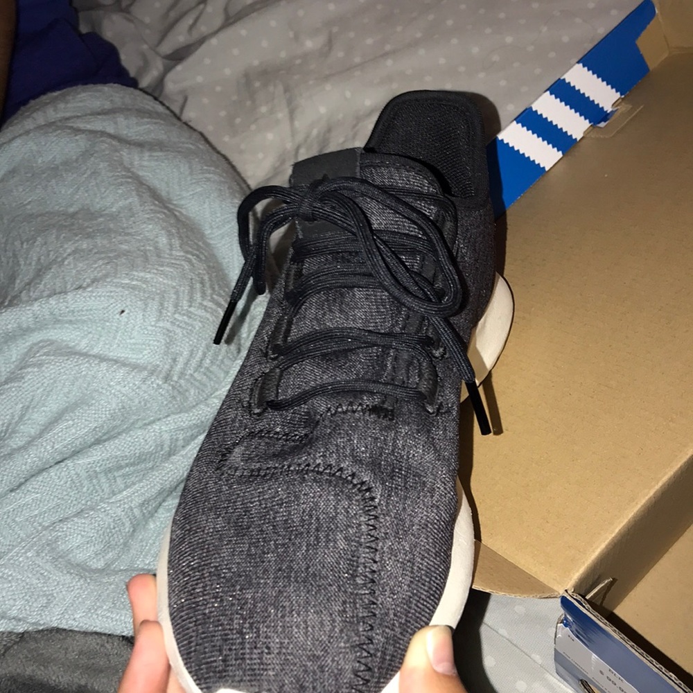 Tubular Shadow - Picture 2 of 4